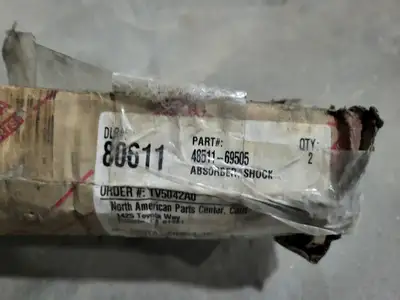 NEW TOYOTA GENUINE PARTS 48511-69505