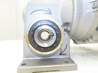 Nord 1SM50AX-80L/4 CUS Gearmotor 5:1 Ratio 330 RPM .75kw 230/460V Hollow Shaft