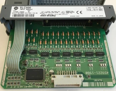 USED Allen-Bradley 1746-IB32