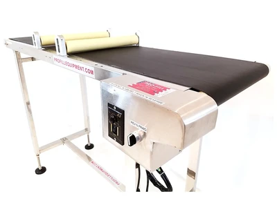 Black Belt Conveyor With Rollers