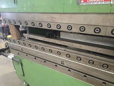 USED 1986 CINCINNATI AS90X10