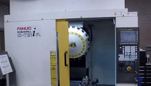 Used 2008 FANUC ROBODRILL AT-21IFL Vertical Machining Centers Illinois US | Midstate Machinery #505933