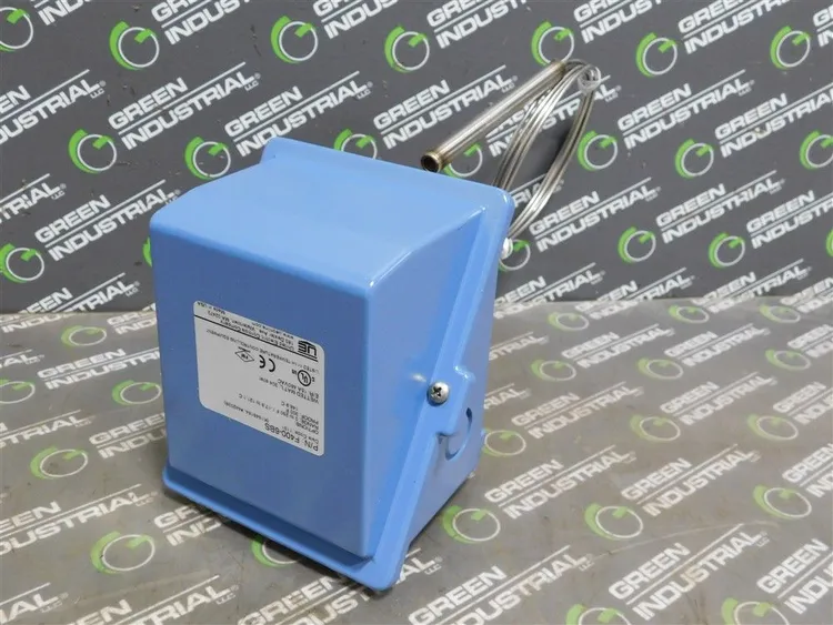 Used UNITED ELECTRIC F400-6BS Temperature Controls | Green Industrial #673868