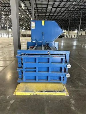 USED BALEMASTER 1772-AO WIDE MOUTH CLOSED DOOR BALER