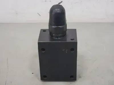 NEW REXROTH DBDS 10 G18/340B