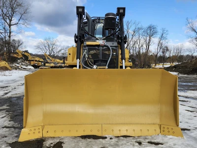 New | in-Stock 2023 CATERPILLAR D6 Crawler Dozers | Abele Tractor #1342947