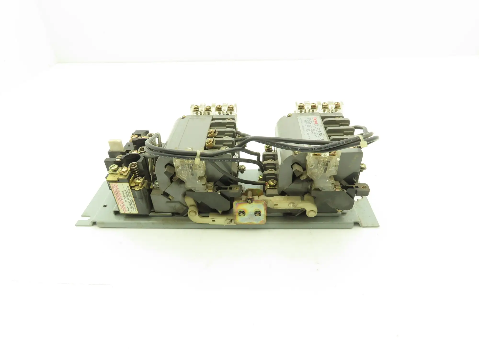 Furnas 22DP32A*E6 Reversing Motor Starter 10Hp Size 1 Max 27A 600 VAC Overload
