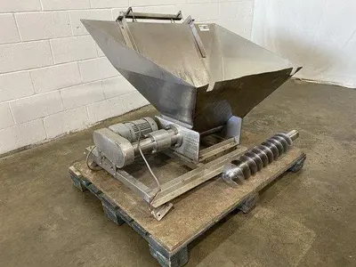 Hopper with Auger