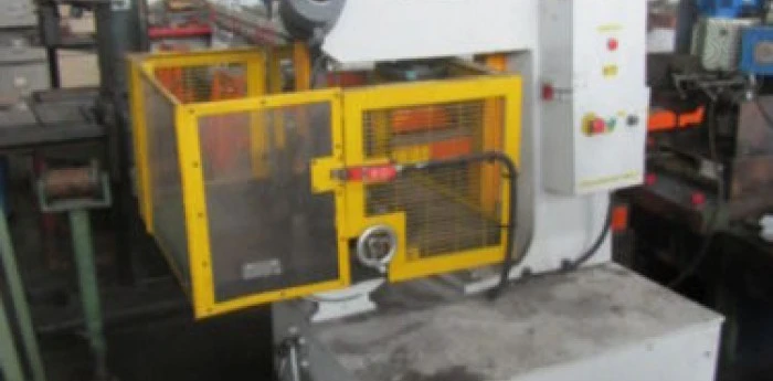 Used 1996 _UNKNOWN_ V-2012F Vertical Band Saws GB | Zebra Worldwide Machinery #1146039