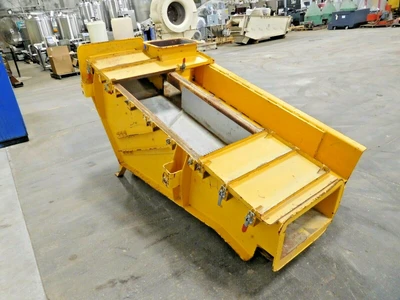 Used IFE UE 900x2000 FSD LM 656T Rectangular Screeners Ohio US | Equipment Recovery Corp. #1331375