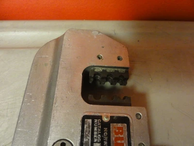 USED BURNDY MR8-RVS
