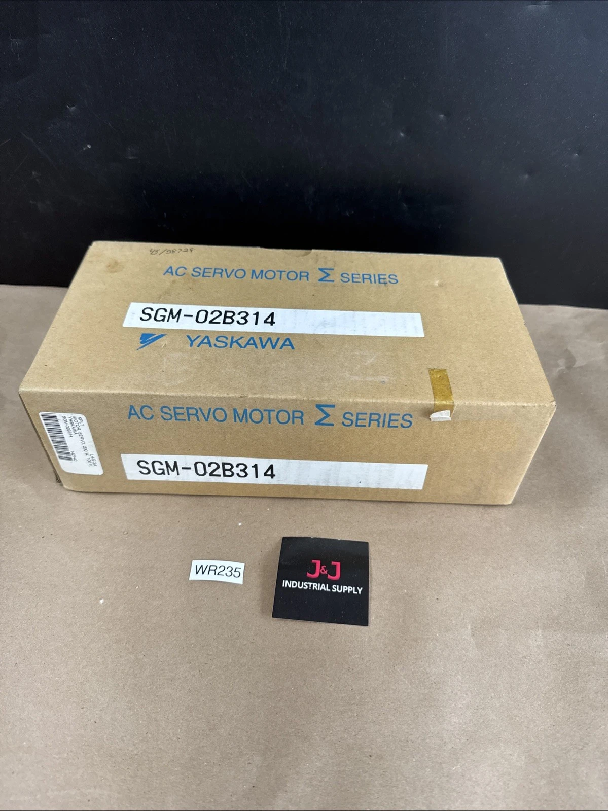 NEW Yaskawa SGM-02B314