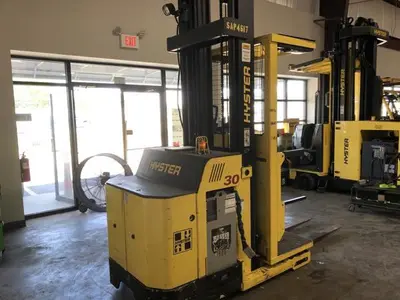 USED 2017 HYSTER R30XM3