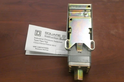 NEW Square D 47644