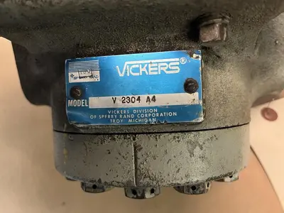 Used VICKERS V2304-A4 Pumps | Surplus Asset Holdings #1206303