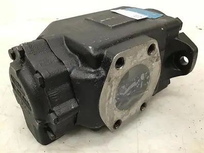 USED DENISON HYDRAULICS T6DC0380141L01B1P31