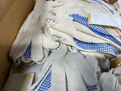 Gloves