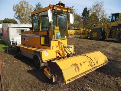 Used 2004 ROSCO SWEEP PRO Street Sweeper New York US | Abele Tractor #1343169