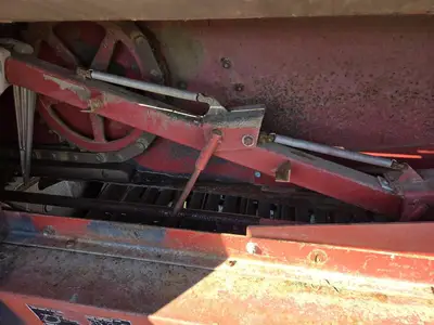 USED 1990 NEW HOLLAND 515