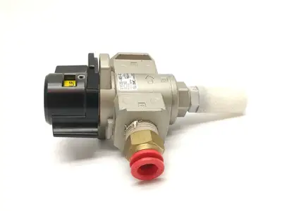 USED SMC MANUAL 3-PORT LOCK-OUT VALVE 3/8" NPT