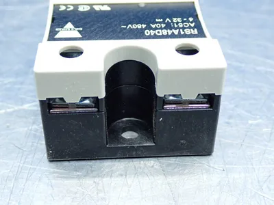 NEW CARLO GAVAZZI RS1A48D40