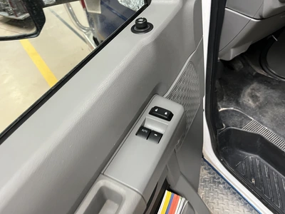 USED 2019 FORD E-450