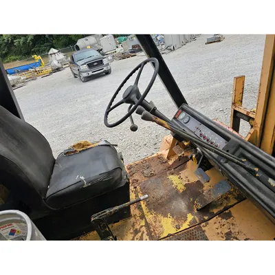 USED CATERPILLAR V120