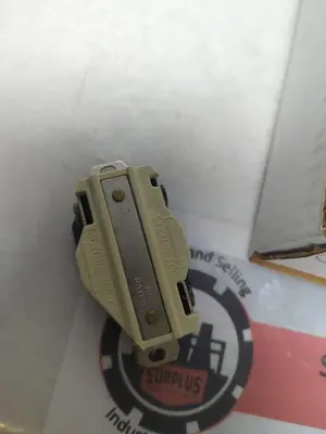 Used LEVITON L6-20 Miscellaneous Equipment (Electrical & Power) | Surplus Asset Holdings #1197118