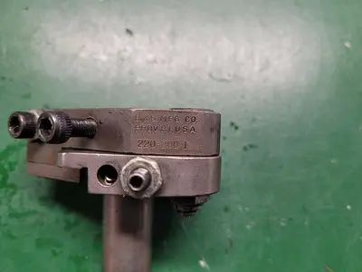 USED BROWN & SHARPE 220-200-1