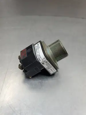 Used Allen-Bradley 800T-P16 Ser T Pilot Light, 120VAC, 50/60Hz Electrical Controls South Carolina US | Palmetto Automation #1512171