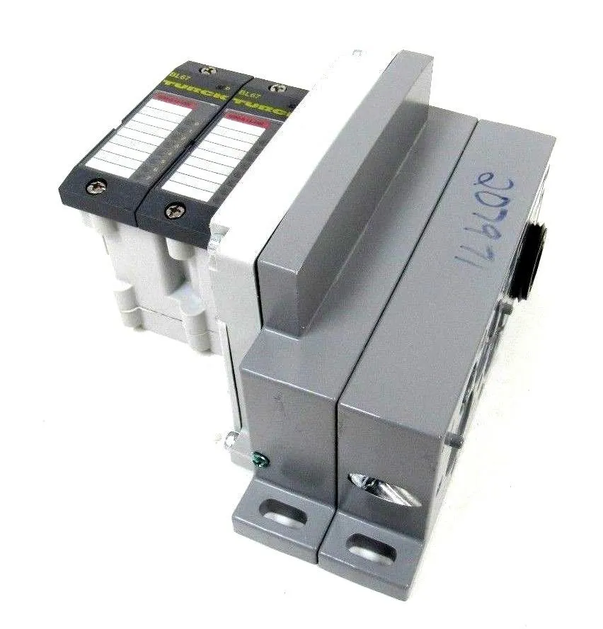 NEW TURCK BL67-16DO-0.1A-PNR MODULE AND MANIFOLD BL6716DO01APNR BL67-B-VA-P1