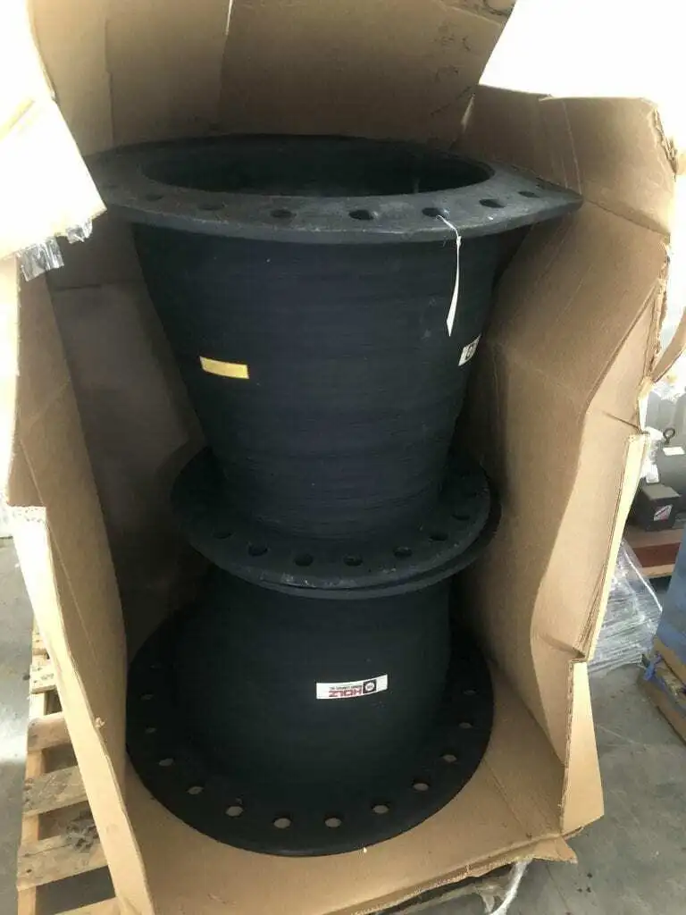 HOLZ 16″ X 24″ Rubber Reducing Coupling Expansion Joint