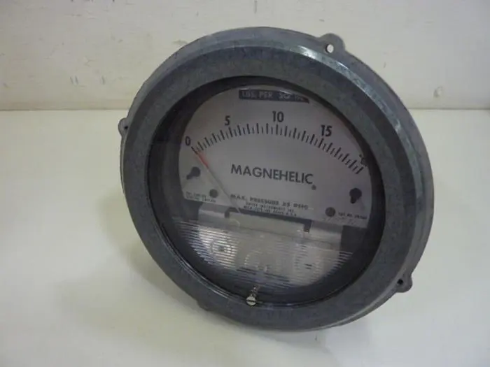 Used DWYER 2020C Lab Manometers Michigan US | Ideal Machinery #782517