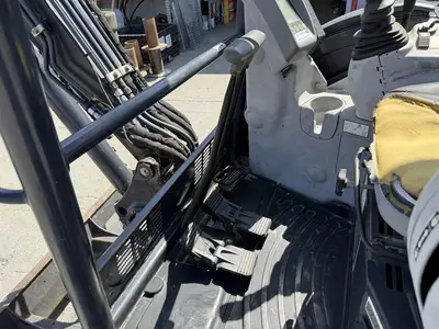 USED 2016 JOHN DEERE 35G