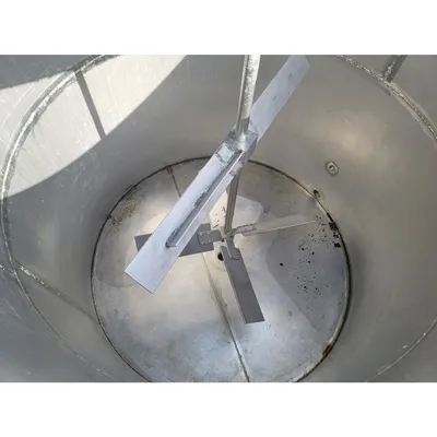 Used Industrial Air Inc. 750 Gallon Stainless Steel Vertical Mix Tank