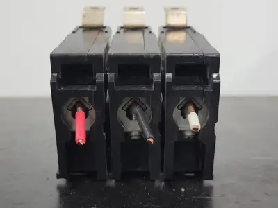 Used CUTLER-HAMMER BAB3030H Switchgears British Columbia CA | Lenmark #243364
