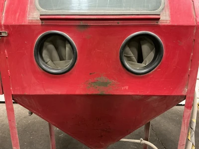 Used WATERLOO _UNKNOWN_ Blast Room (Manual Booth) Ohio US | Equipment Recovery Corp. #1331568