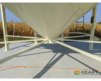 Used MERIDIAN 1215 STANDARD - 776 BUSHELS Hopper Bottom Silos Iowa US | Keast Enterprises #1360529