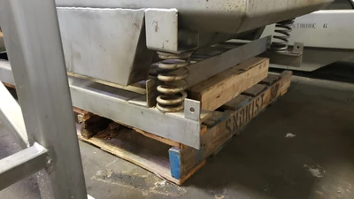 USED KEY FARMCO SHAKER WITH RODS