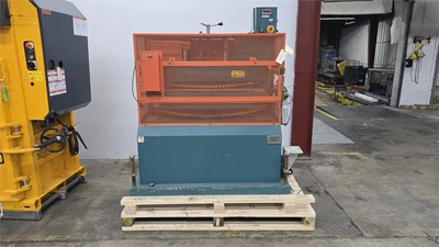 8" x 40" CDS Cleated Two Belt Puller, Model CCH 40-8, 3hp, New in 2005