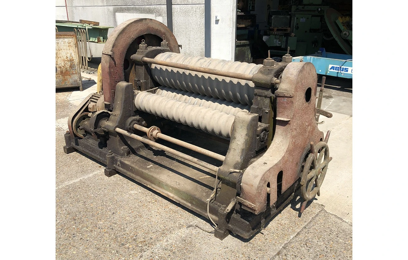USED EICHENER BENDING ROLL FOR CORRUGATED PLATES
