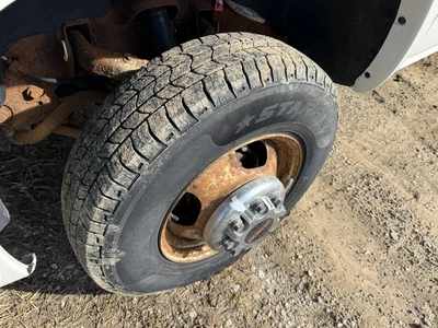 USED 2005 GMC 3500
