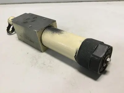 USED REXROTH ZDR6DP140210YM12