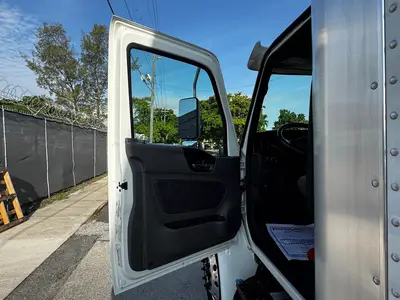 Used 2020 INTERNATIONAL MV607 Box trucks Florida US | Truck and Van Outlet #1509202