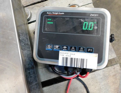 USED AVERY WEIGH TRONICS ZM-301-SD1