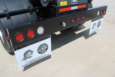 New | in-Stock 2025 MACK MD6 Hooklifts & Roll-Offs Texas US | Roll Off Truck World #1491879