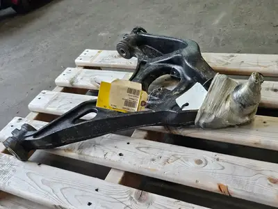 Used GM 20869233 Automotive Equipment British Columbia CA | Lenmark #1441150