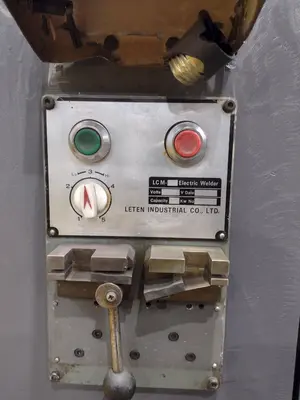 16" LETEN MODEL #PLCM-400A VERTICAL BANDSAW: YOBRO #24954