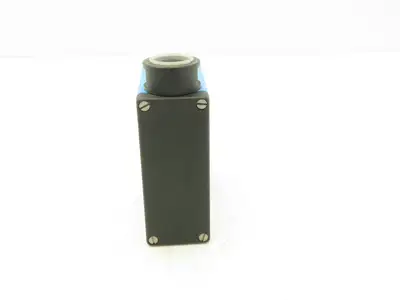 Sick WT36-R910 Photoelectric Sensors Proximity Optic Switch