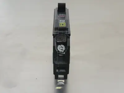 USED SQUARE D QOB130